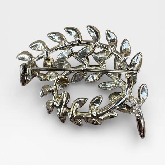 LISNER Signed Vintage Silver-Tone Leaf Brooch - Picture 8 of 9